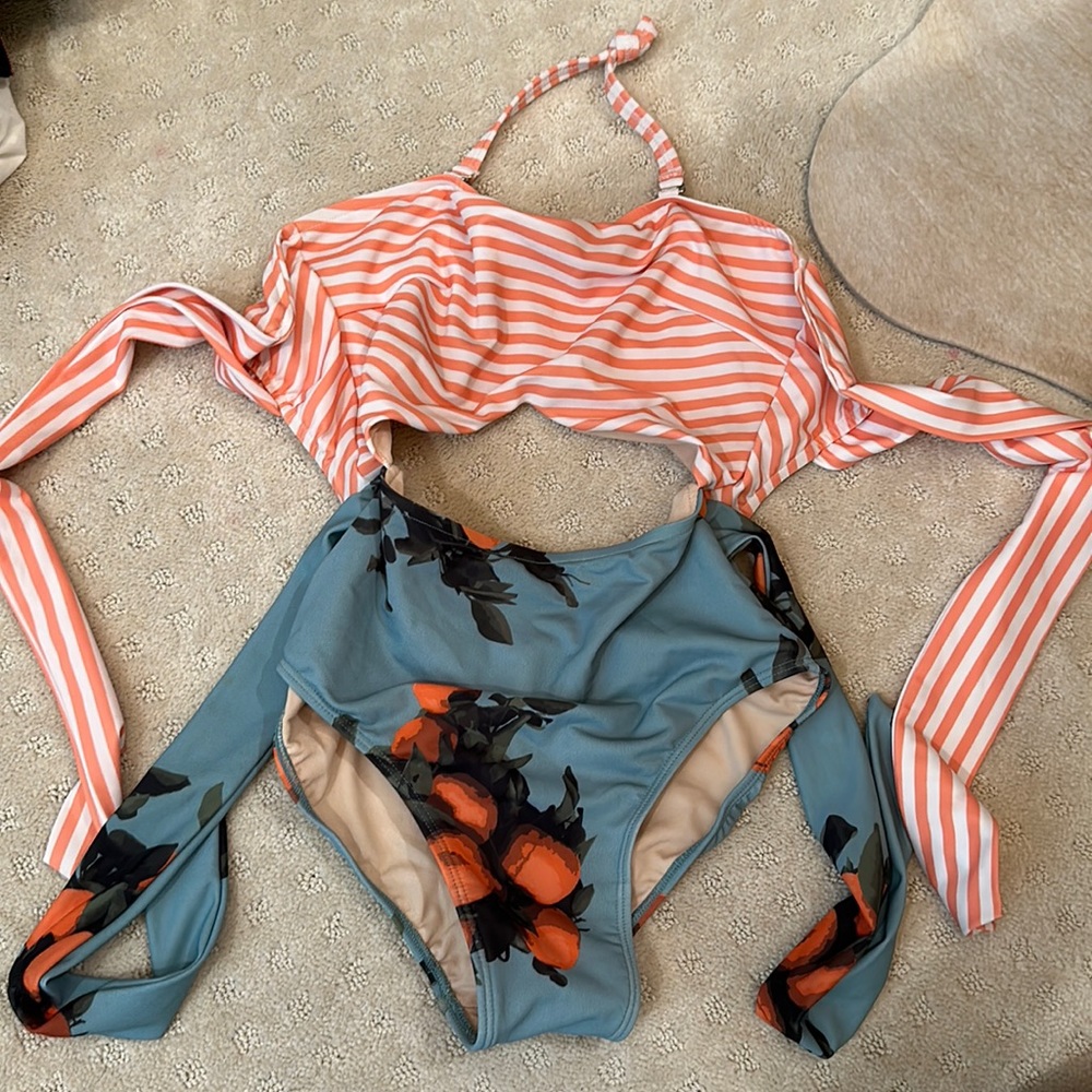 Albion Fit Two tone orange striped cutout halter bathing suit - Picture 1 of 3